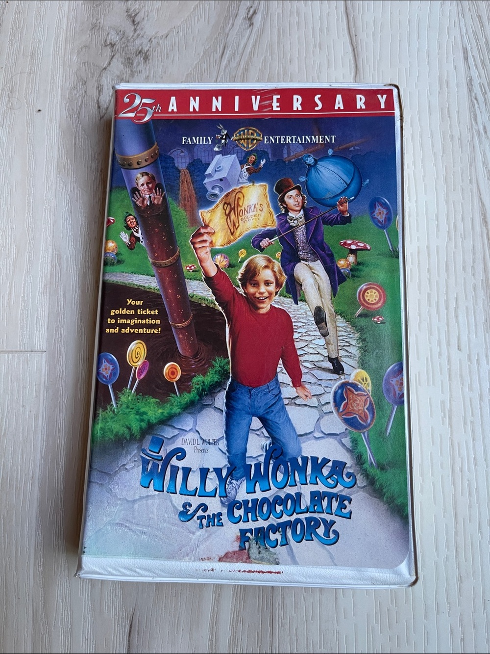 Willy Wonka & The Chocolate Factory 25th Anniversary VHS - Colorful Cover